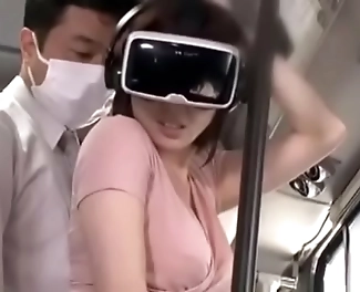 JAV Idol Haruno Aki landing a hot fuck on a public vehicle with the latest VR gadget