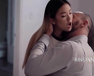 JAV Teen Lulu Chus Steamy Make-Up Sex with Strict Stepdad- You Wont Believe What Happens Next!