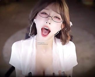 Welcome to Zhang Ailings Fan Festival: The Ultimate ASMR Experience for Your Ears and Soul