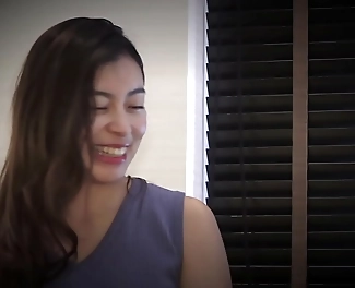 Delivery Health with a Surprise Creampie & Risky Acquaintance - JAV