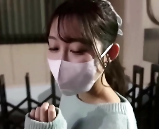 OMFG! Watch a Luscious Enchantress with an Alluring Lewd Strut in High School OL!