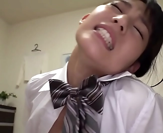 Gorgeous JAV Enchantress Shows off Her Luscious Assets in 345SIMM-581 Full Video