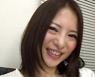 JAV Icon Nanako Shirasaki s Sultry Spin: Exclusive 3P with Spinning Hair Scene Now Available