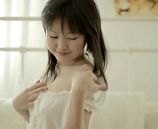 Experience the Ultimate Oriental Orifice Finger Bang Session with Fen!