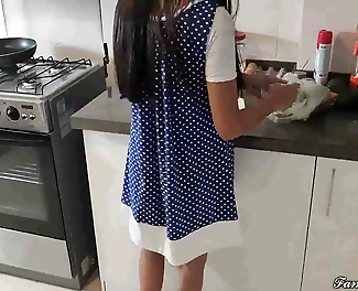 JAV Stepdaughter's Steamy Cooking and Stepfather's Seduction: A Forbidden Home Alone Fantasy
