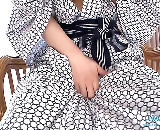 JAV Queen Showered with Yellow Rain in Vol 3: Sweet Release Like Never Before